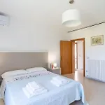 Casale Macarre Holiday home *