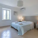 Casale Macarre * Mogliano