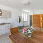 Casale Macarre