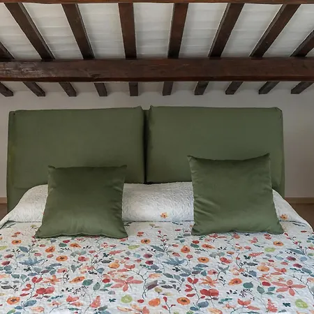 Holiday home Casale Macarre Mogliano