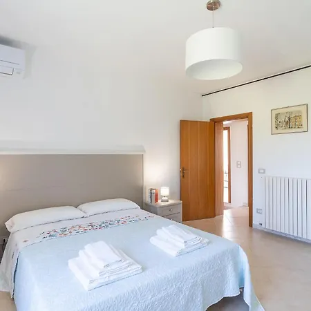 Casale Macarre Holiday home *