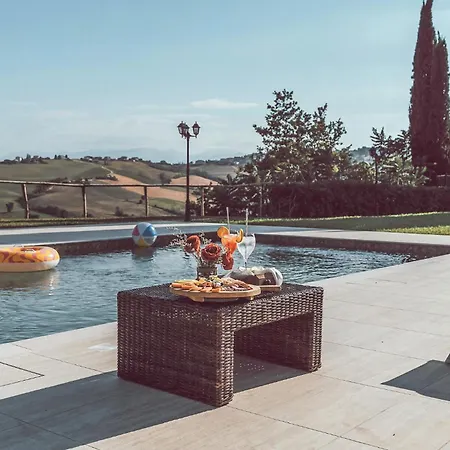 Casale Macarre Holiday home *